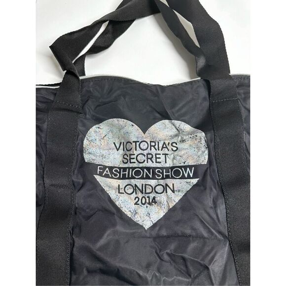 Victoria's Secret Fashion Show London 2014 Carry Tote Duffle Bag Black Silver - Picture 2 of 9